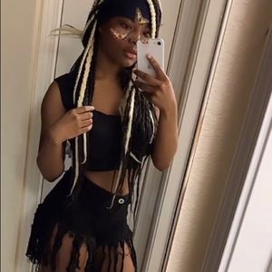 Meet your Posher, Amarisymone